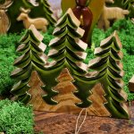 (image for) Lost in the Forrest - Three Trees 3D Wooden Decoration - 20x23cm