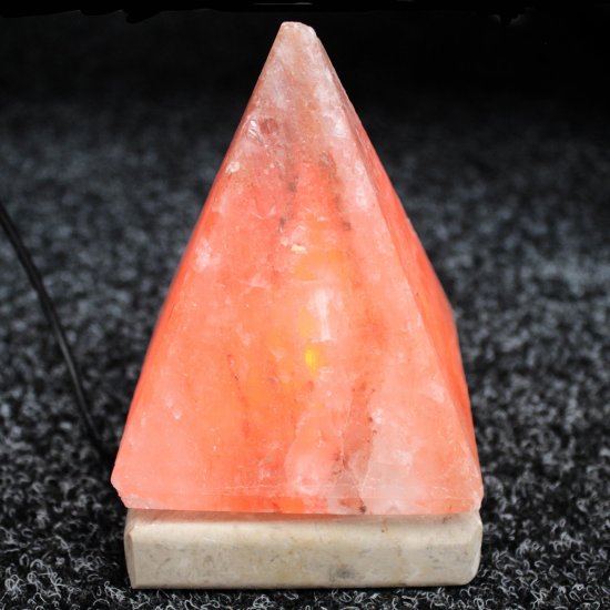 (image for) Quality USB Pyramid Salt Lamp - 9 cm (single)