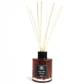 120ml Reed Diffuser - Ginger Stem & Walnut