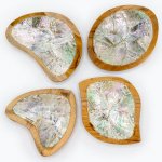 (image for) Set of 4 Teak Mini Bowls with Shell Decor (assorted)
